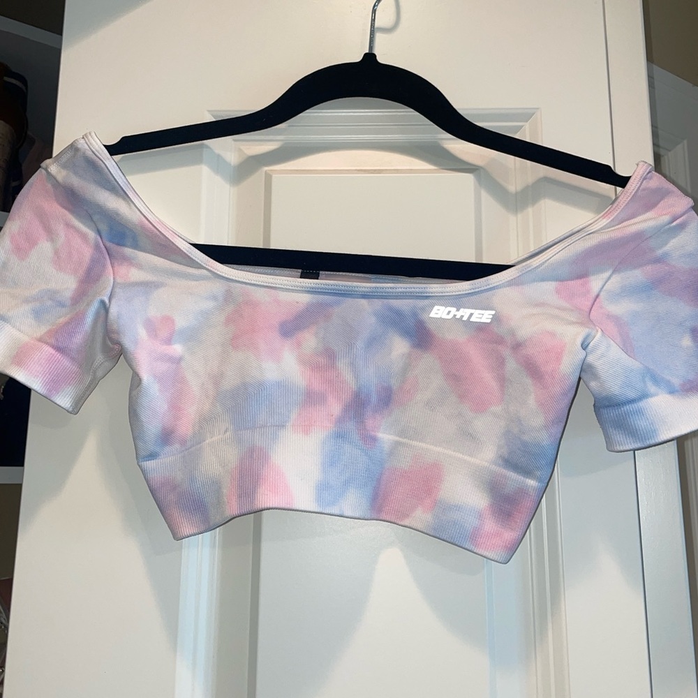 Bo+tee top